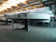 J Boats J/88