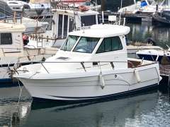 Starfisher 760 Barco cabinado