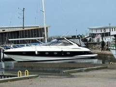 Sunseeke r Camargue 44 &ndash; 2000 &ndash; 2 x Cate Cabin cruiser