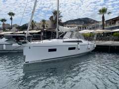 Beneteau Oc&eacute;anis 34.1 Segelyacht