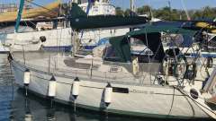 Beneteau Oceanis 320 Ιστιοπλοϊκό