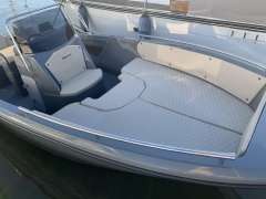 Scar Next 215 Bowrider