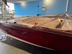 Boesch 680 Costa Brava Bateau de sport