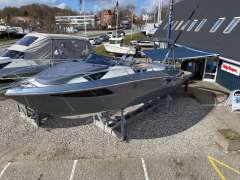 Cranchi E30 Endurance Sürat teknesi