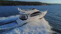 Meridian Yachts 391 Sedan Flybridge