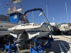 Regal FAST TRACK Motor yacht