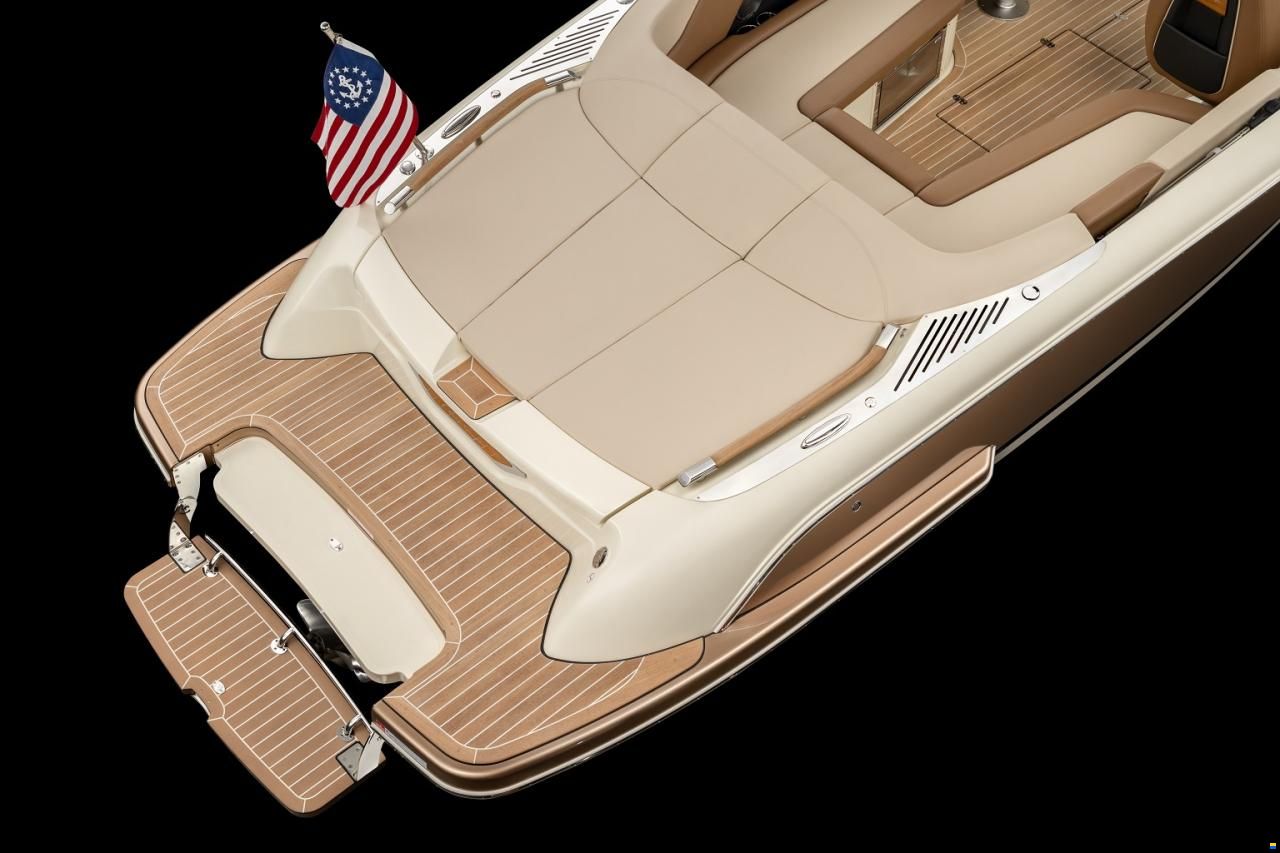 Chris Craft Launch 27