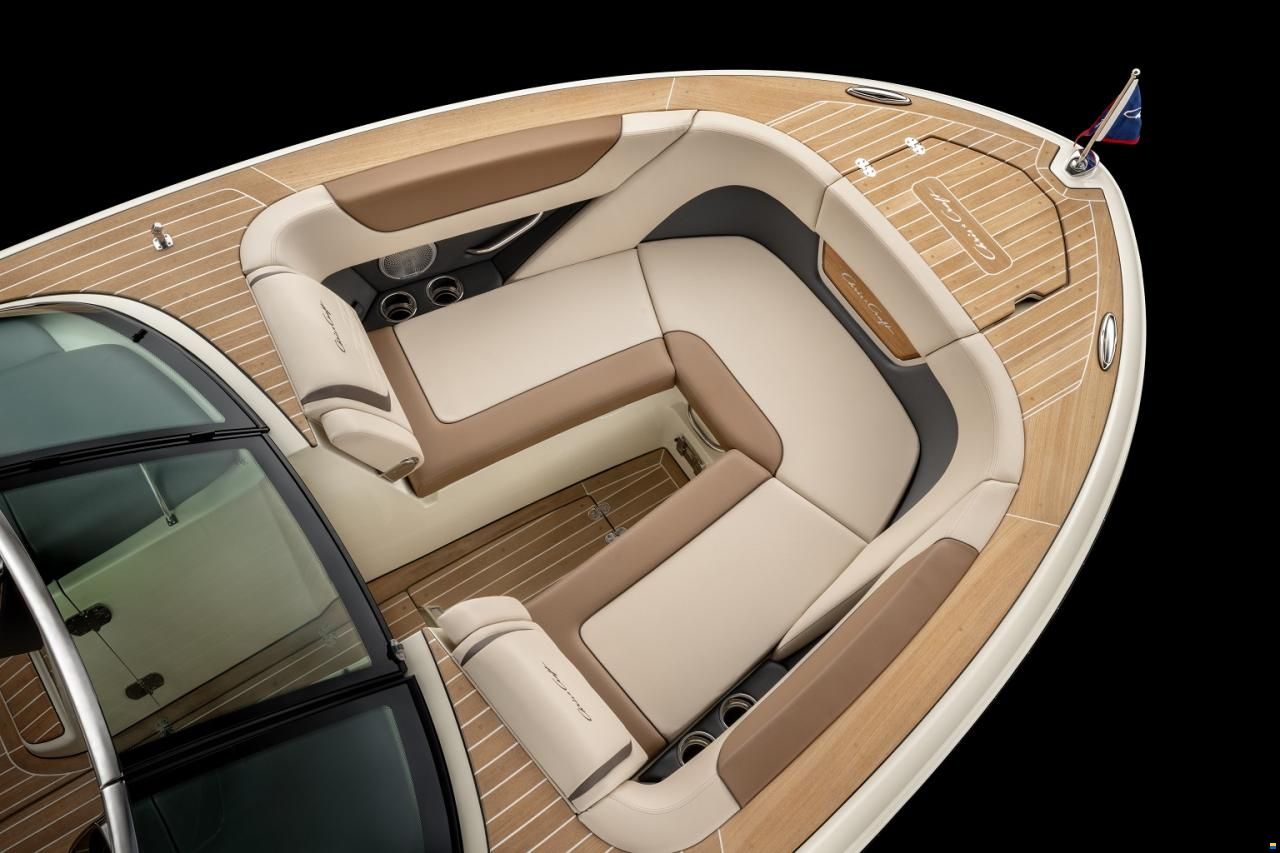 Chris Craft Launch 27