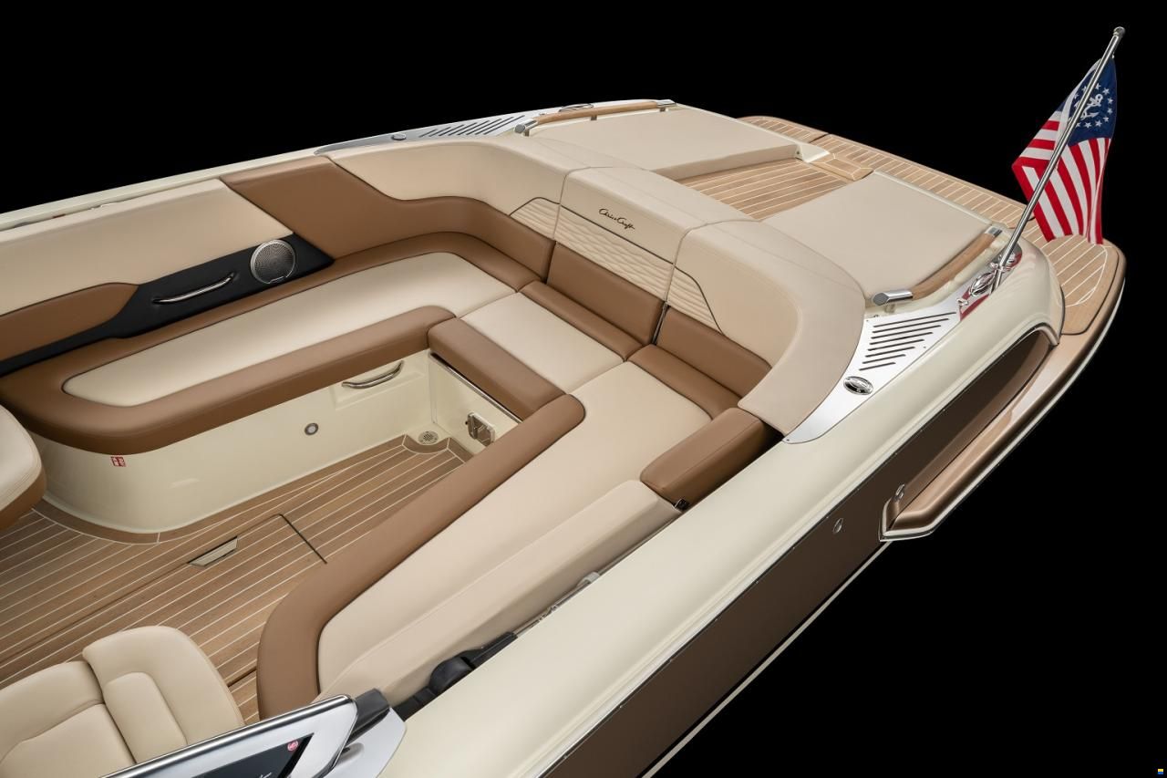Chris Craft Launch 27