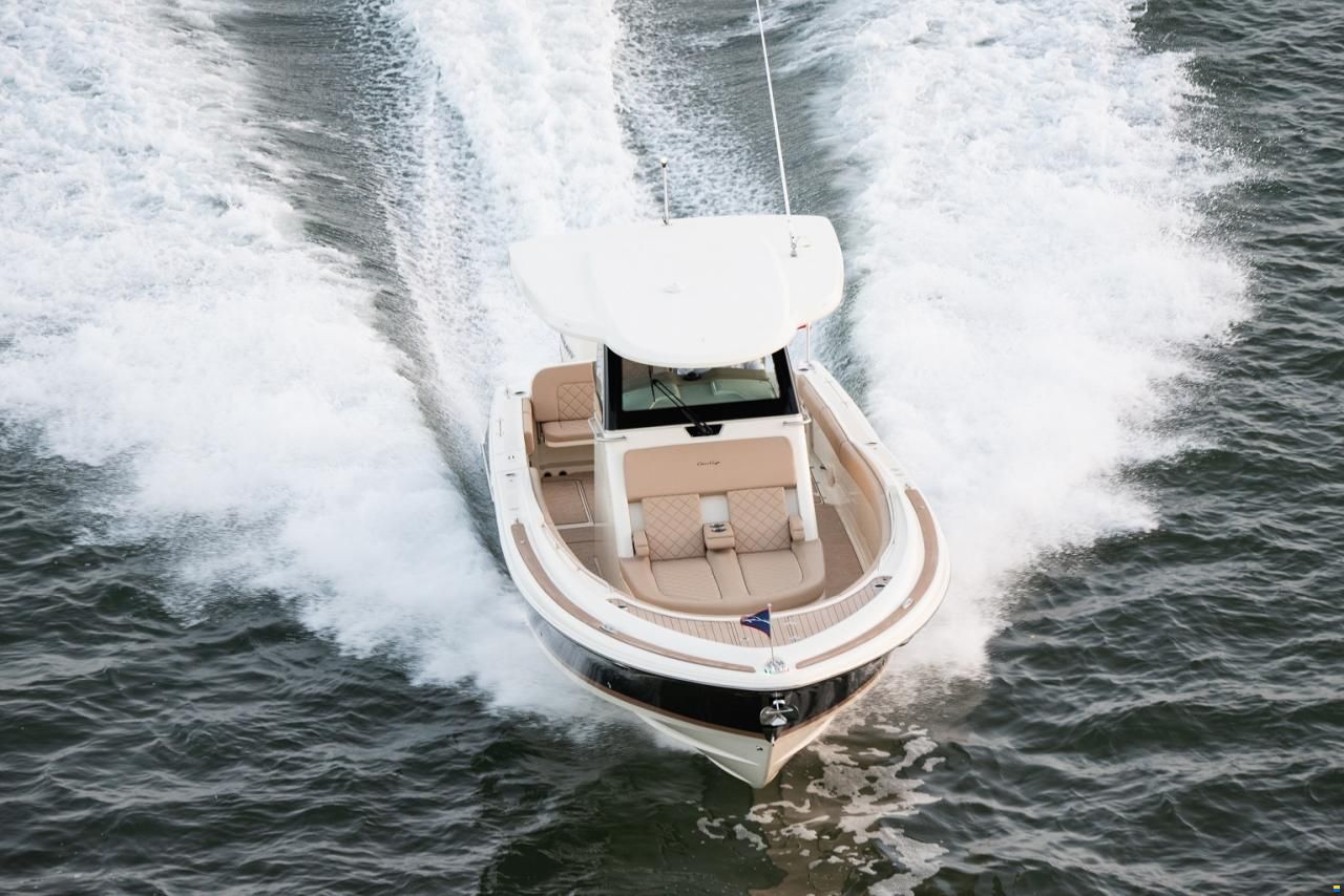 Chris Craft Catalina 31 Outboard