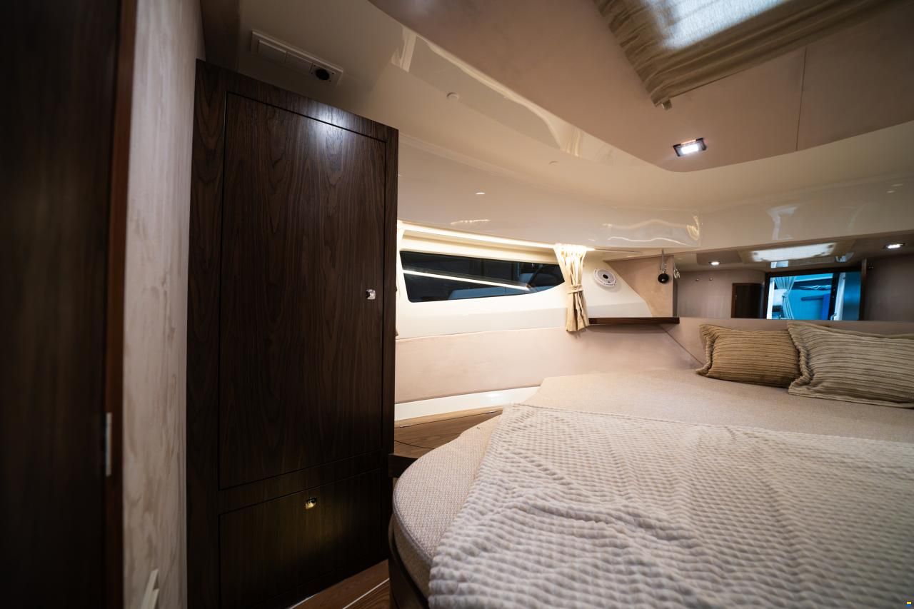 Marex 375