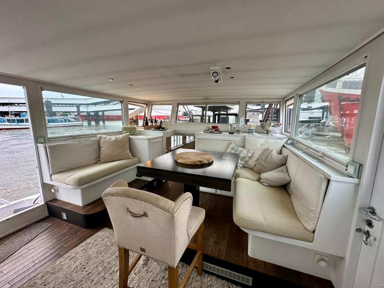 Komfortables Wohnschiff