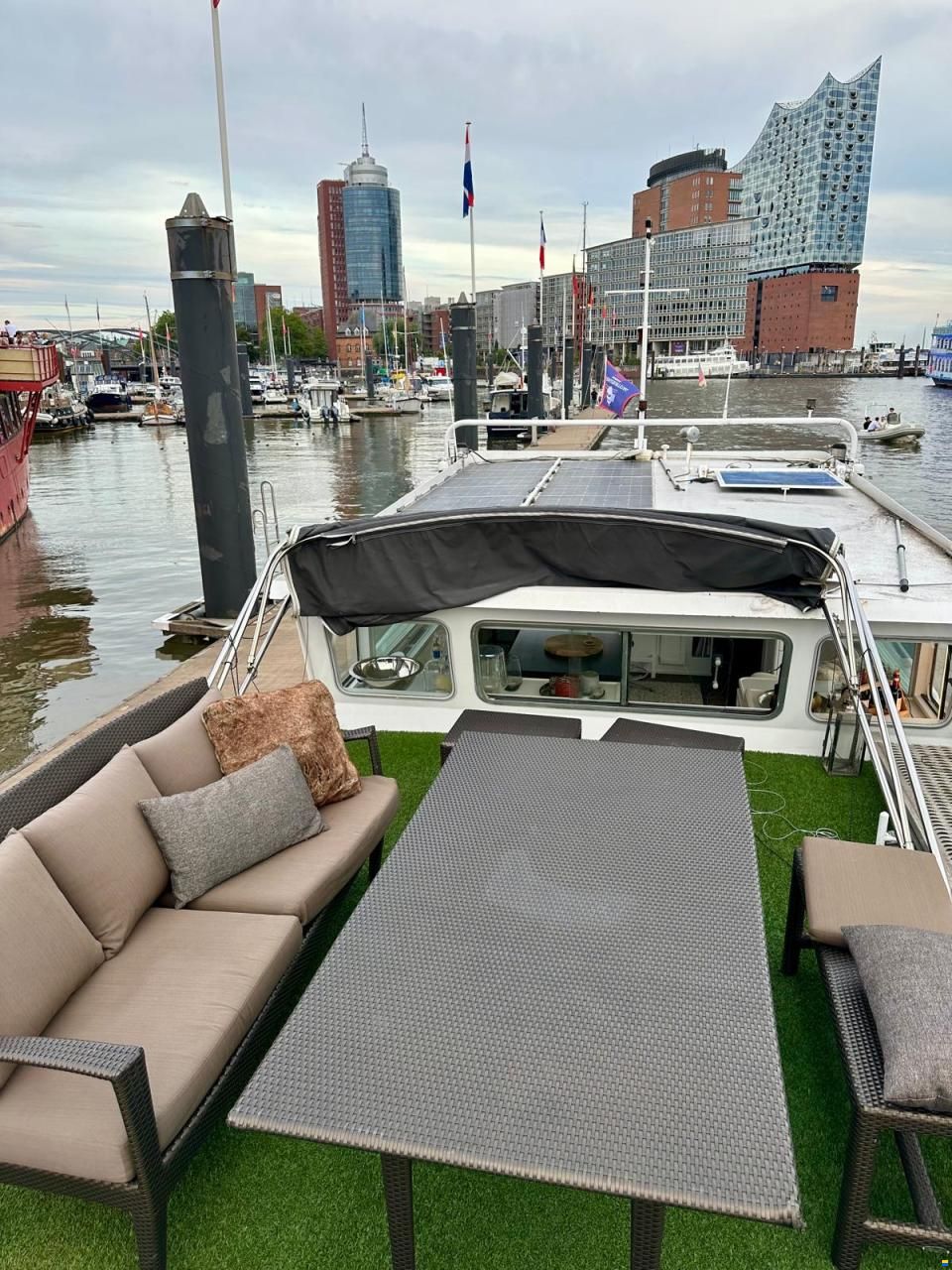 Komfortables Wohnschiff