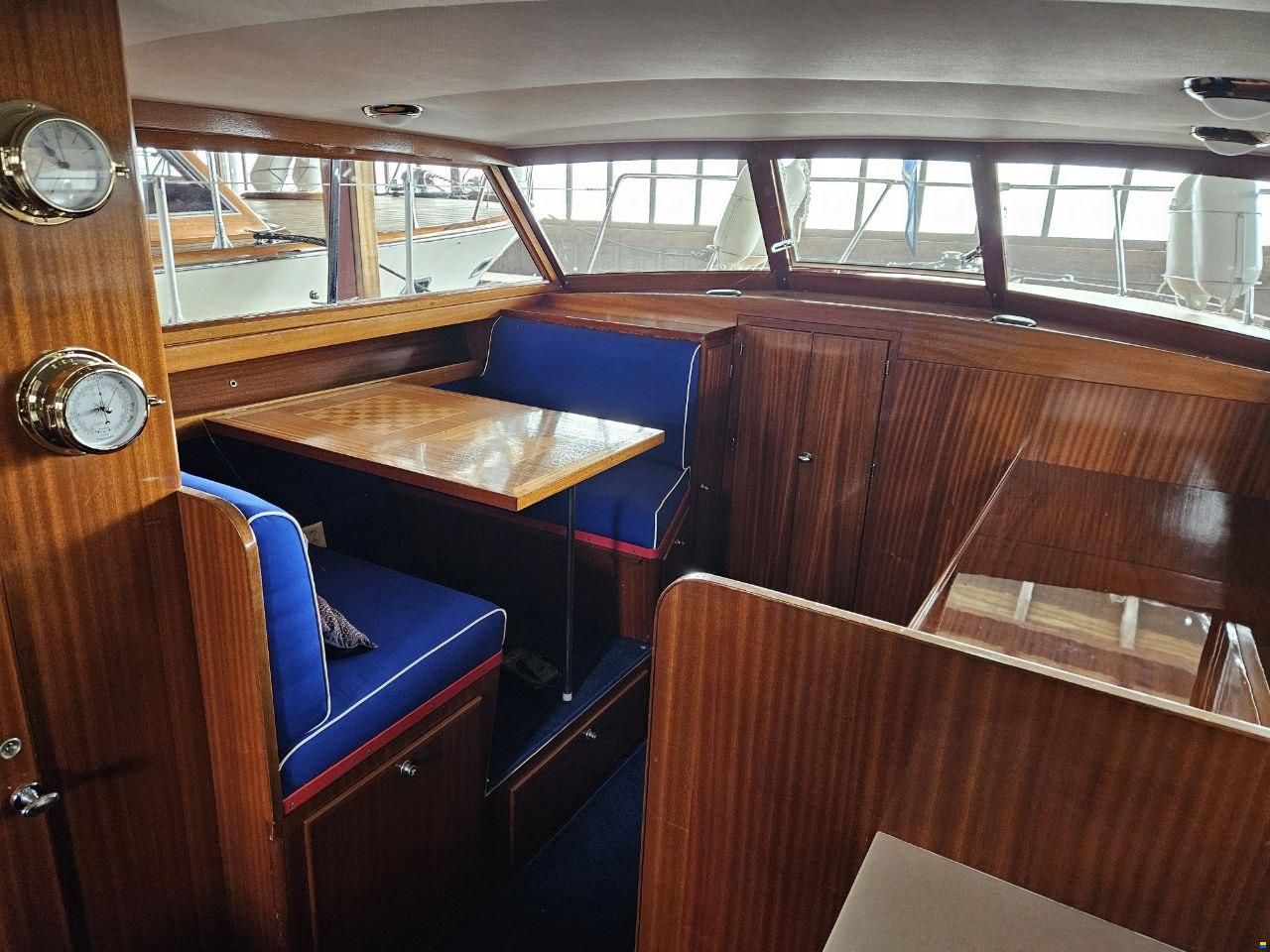 Swiss Craft Sedan Express Cruiser 9,60 m