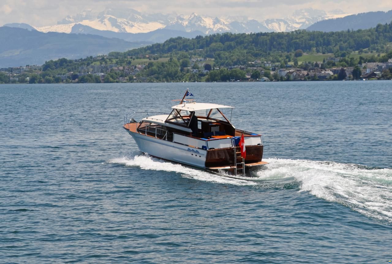 Swiss Craft Sedan Express Cruiser 9,60 m