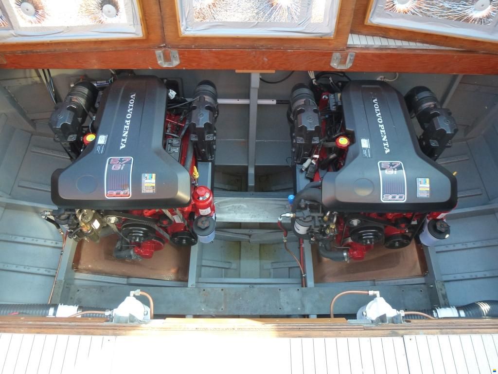 Swiss Craft Sedan Express Cruiser 9,60 m