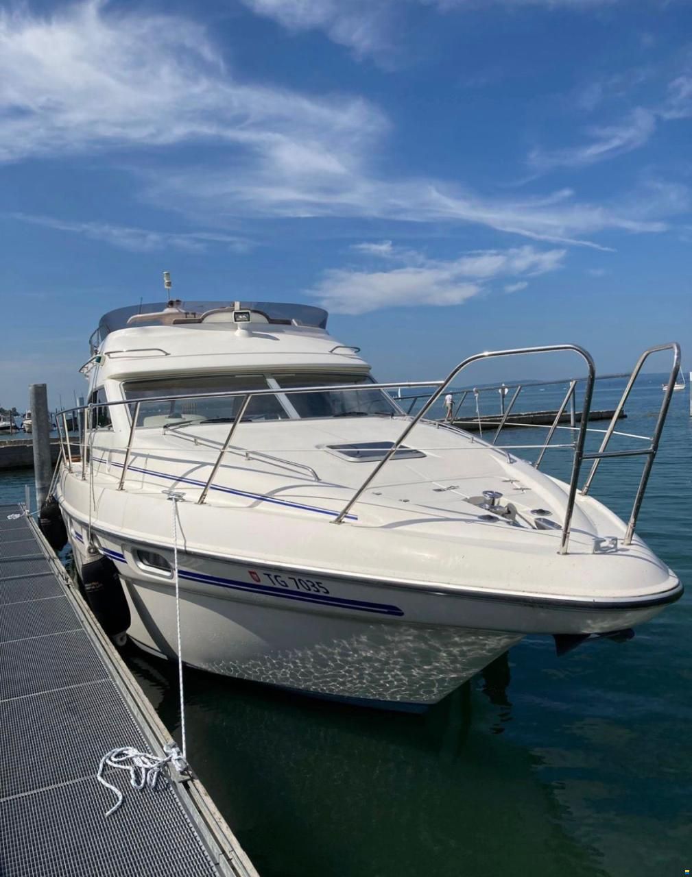 Sealine F360
