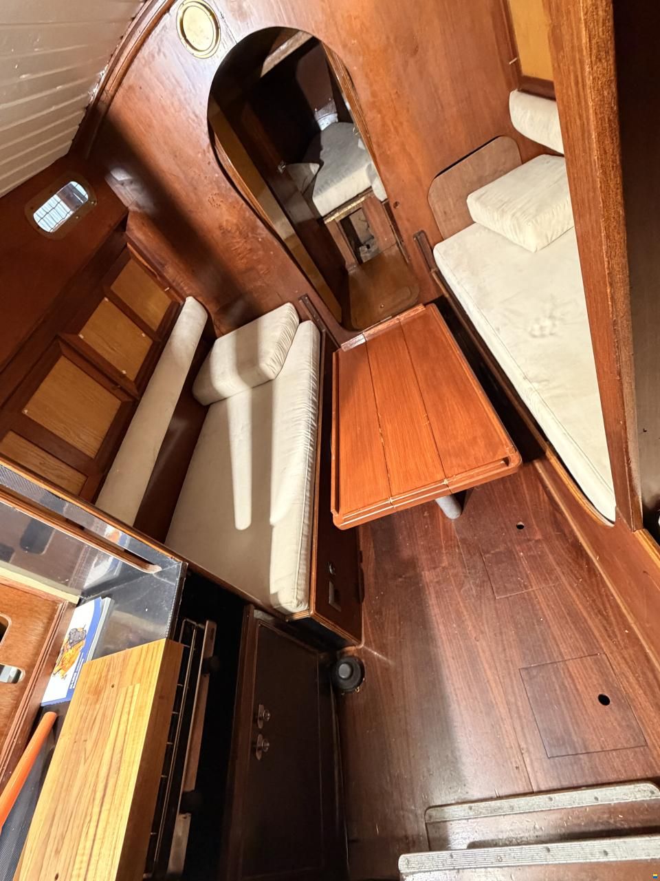 Sweden Yachts Kreuzer