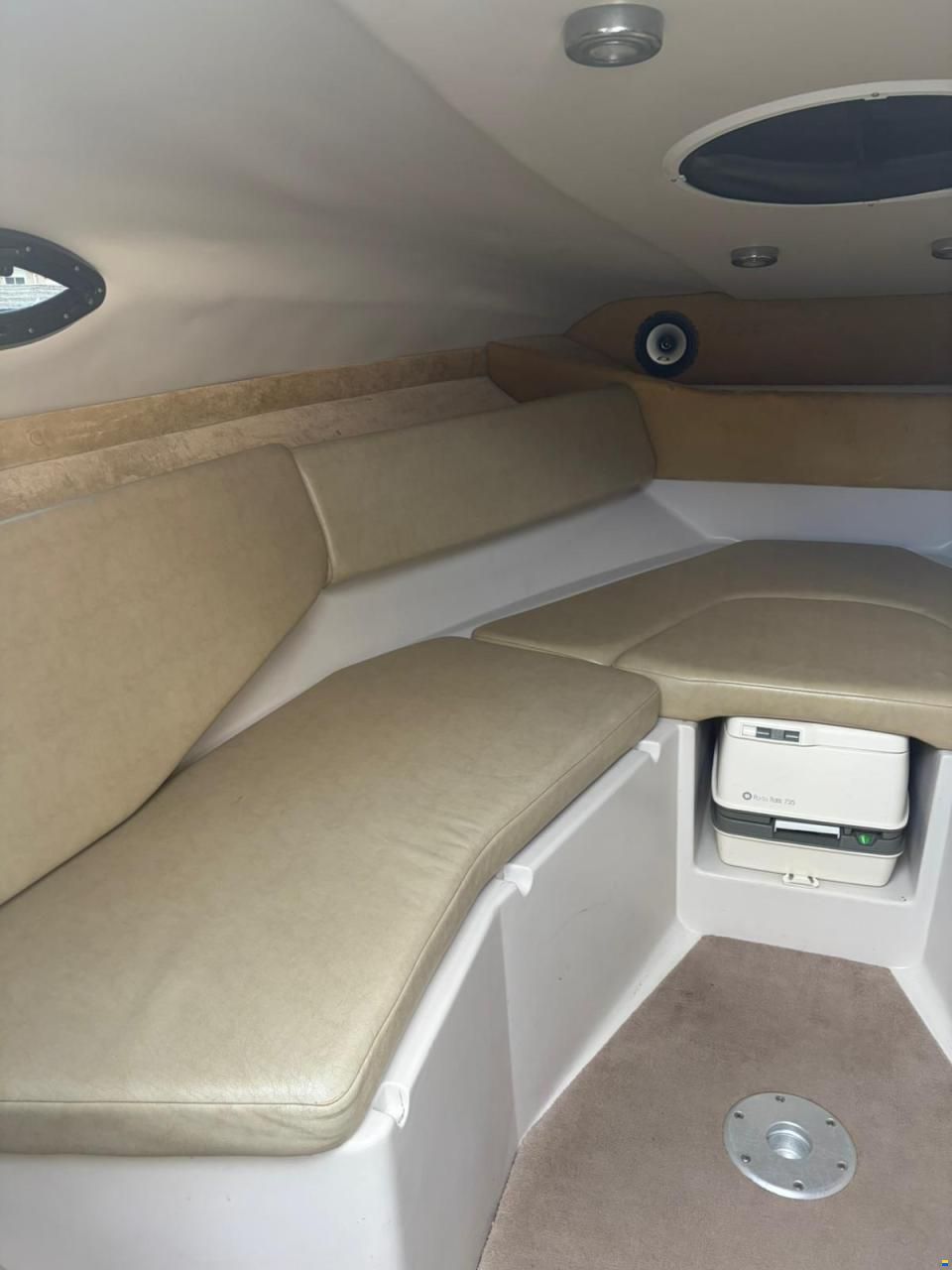 Regal 2650 LSC