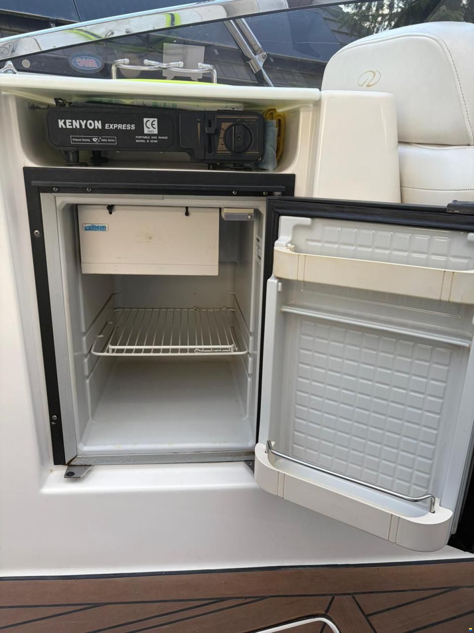 Regal 2650 LSC