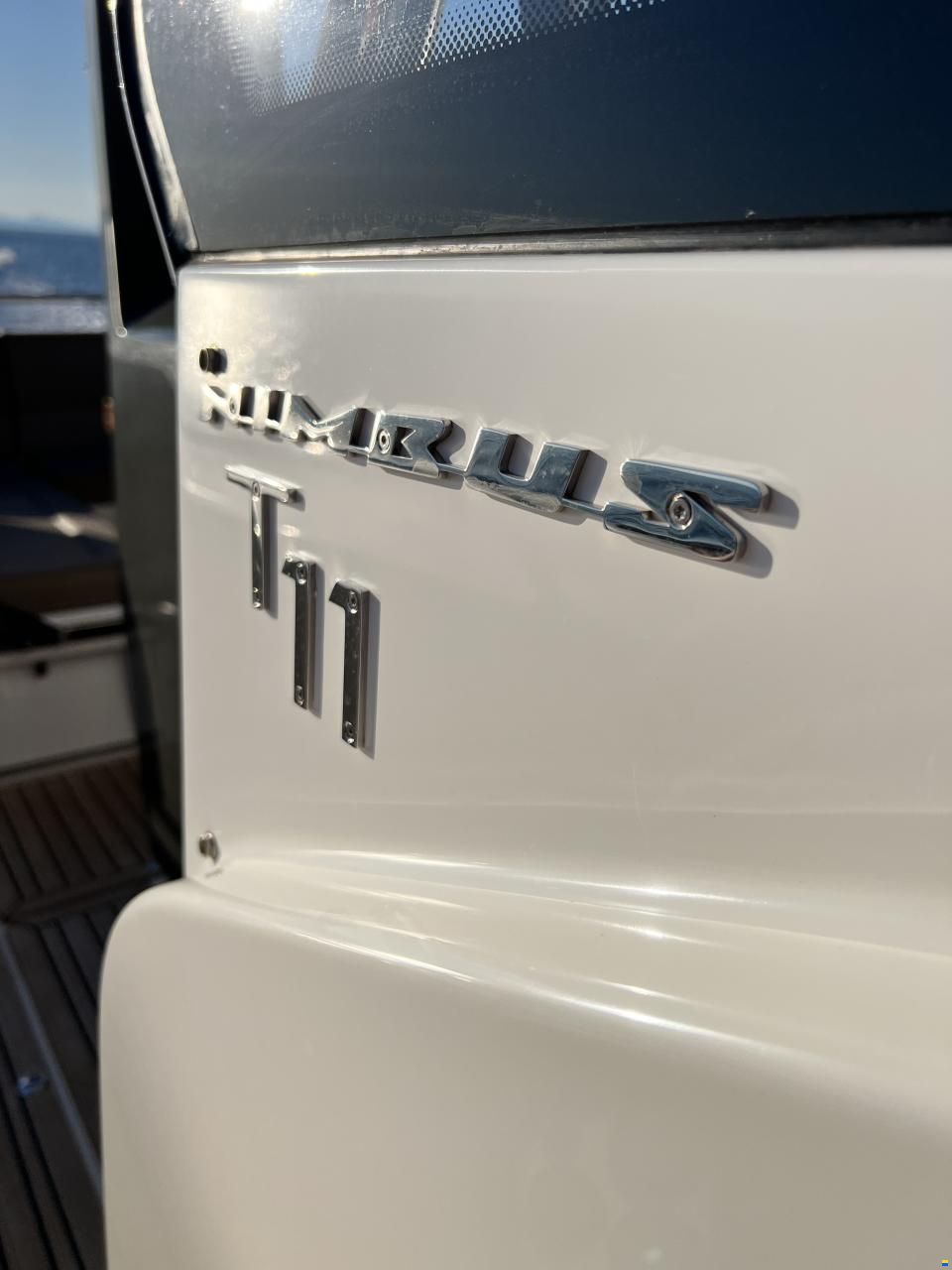 Nimbus T11 T-Top