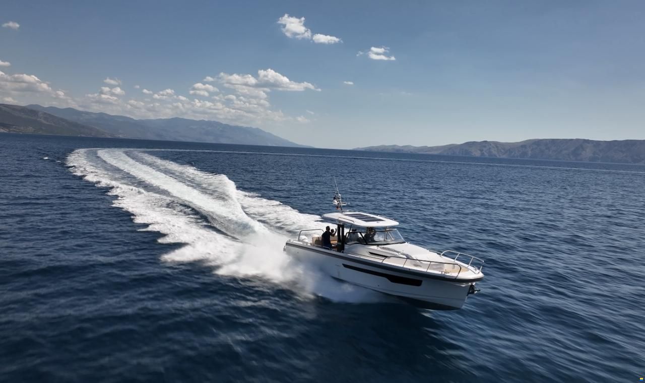 Nimbus T11 T-Top