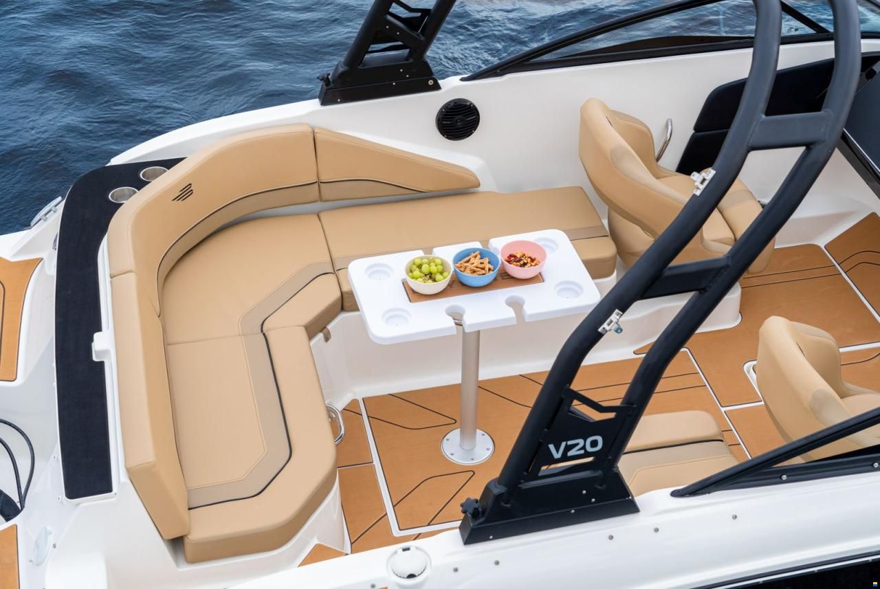 Bayliner V20i Wakeboard