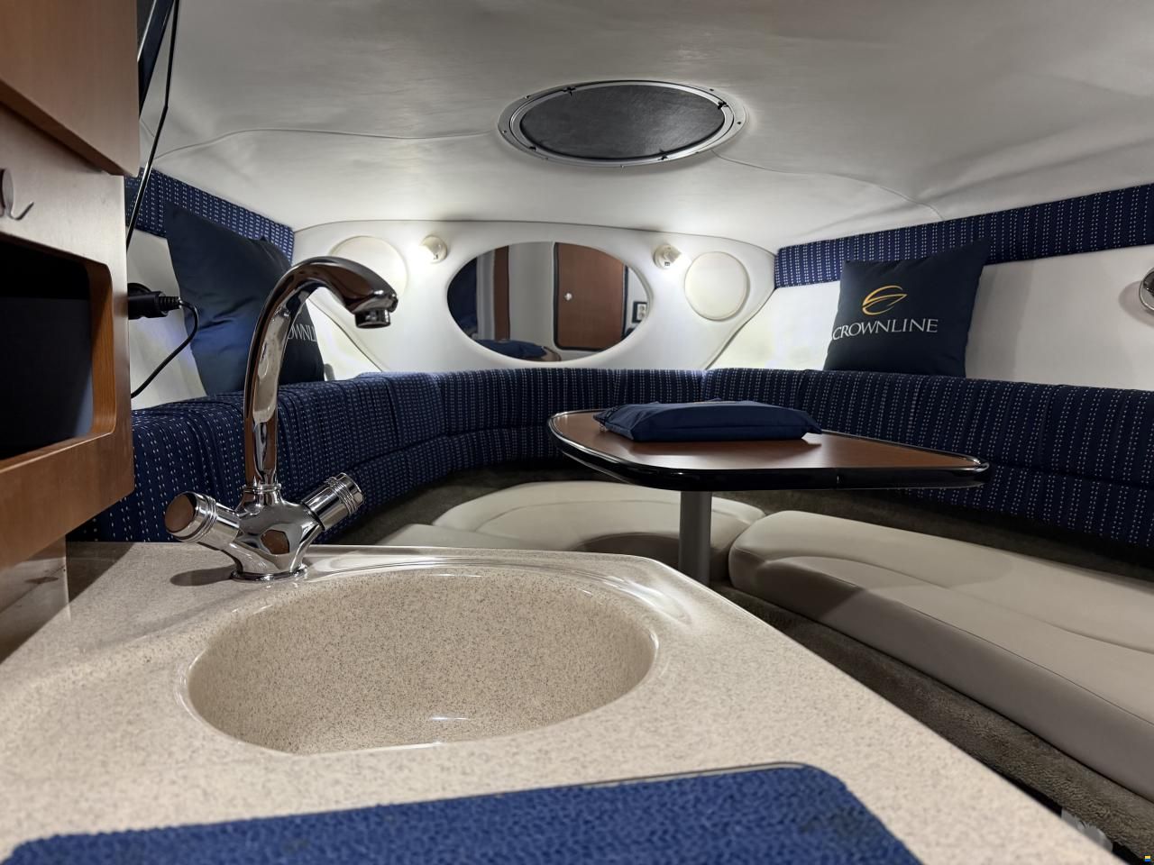 Crownline 250 CR
