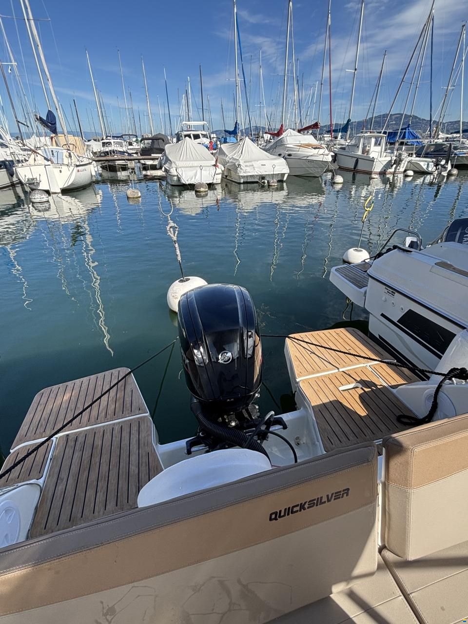 Quicksilver ACTIV 605 SUNDECK