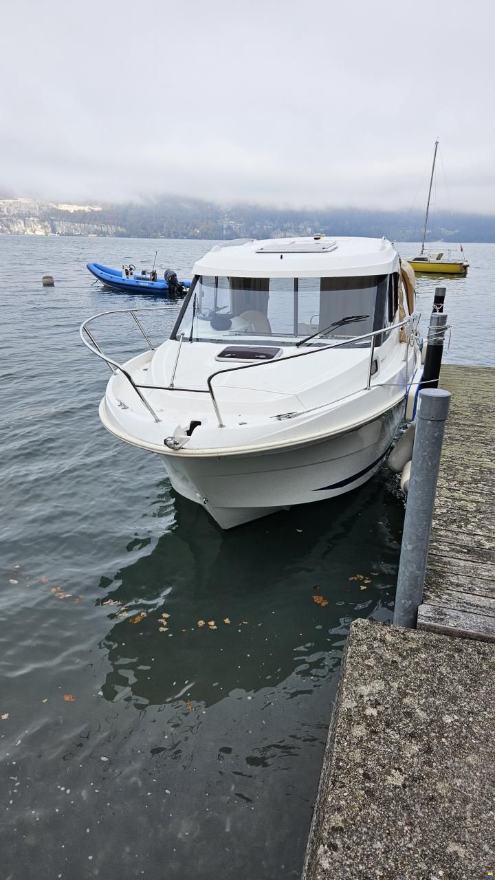 Bénéteau Antares 7.80