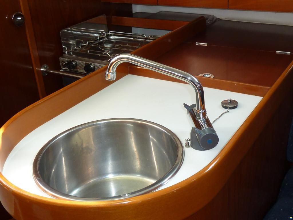 Beneteau First 310