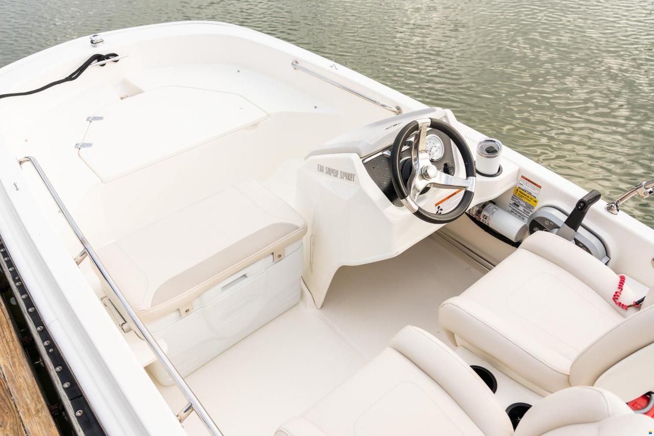 Boston Whaler 130 Super Sport