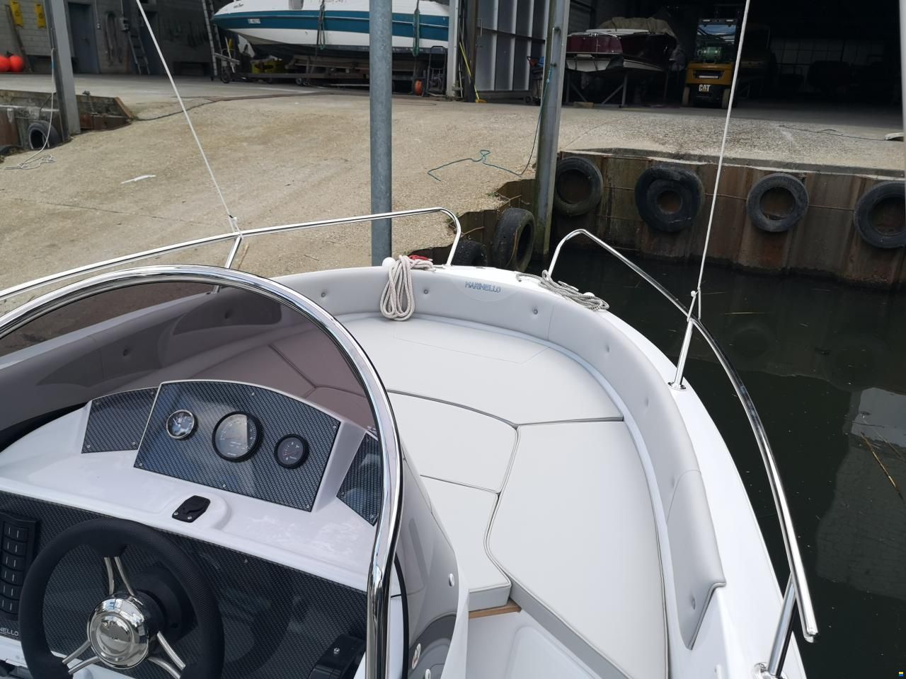 Marinello Fisherman 17