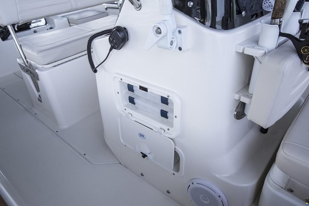 Boston Whaler 170 Montauk