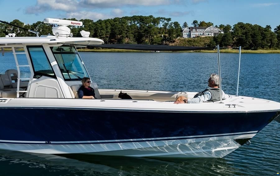 Boston Whaler 330 Outrage