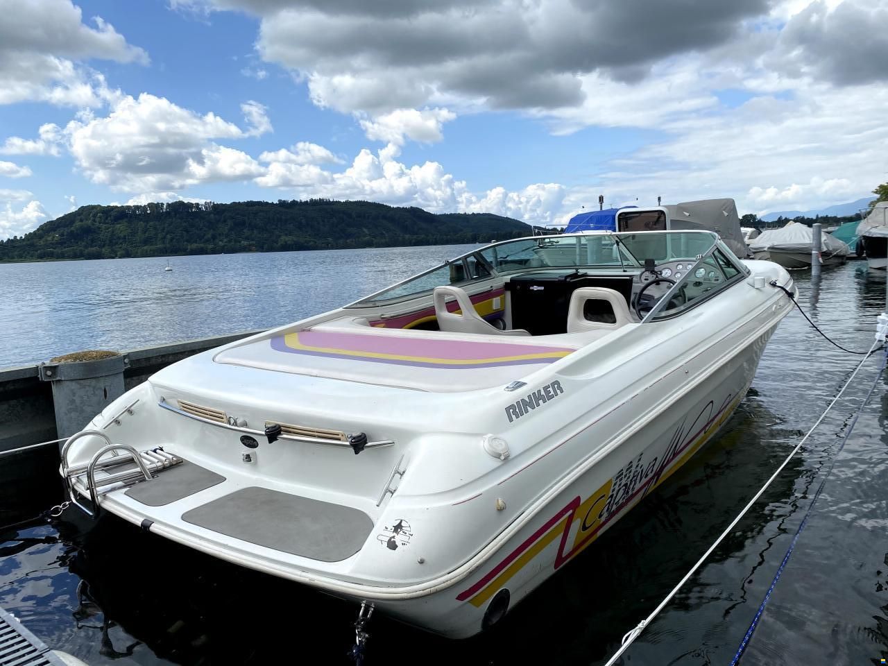 Rinker Captiva 236