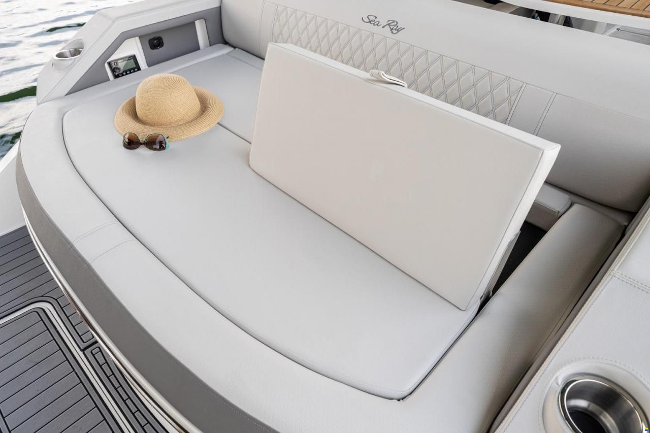 Sea Ray SLX 310 OB US