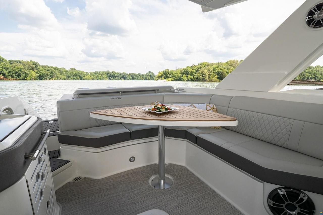 Sea Ray SLX 310 OB US