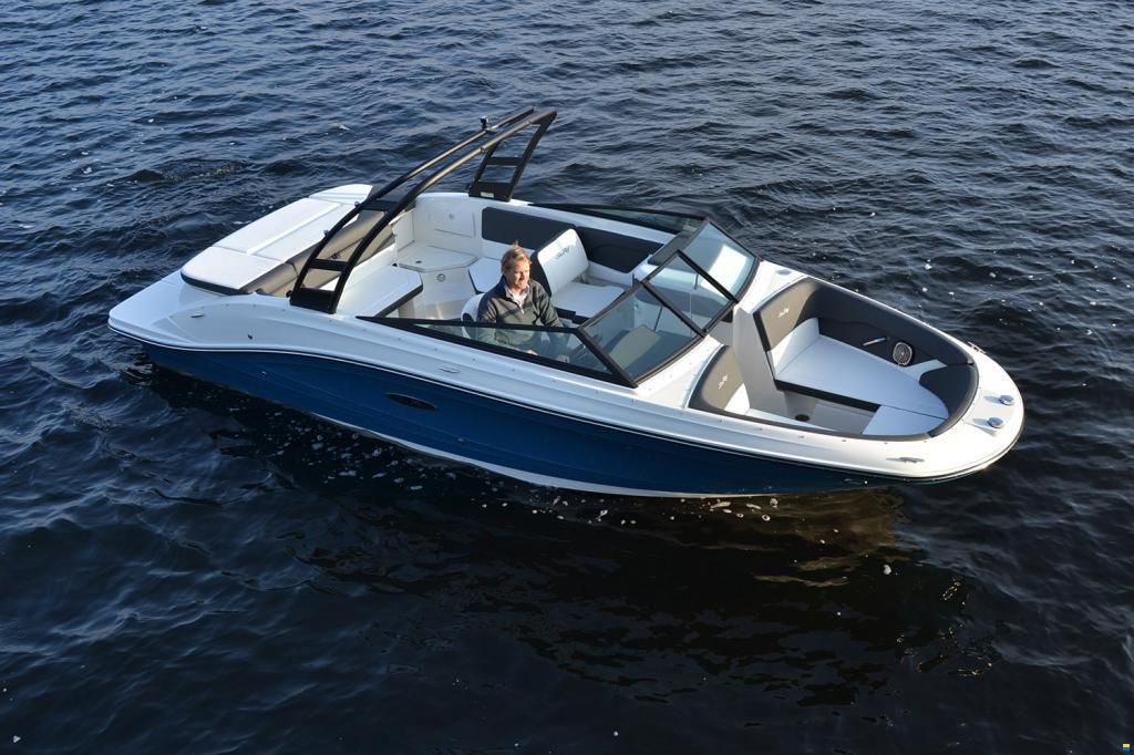 Sea Ray SPX 230 Europe