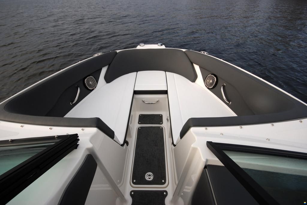 Sea Ray SPX 230 Europe