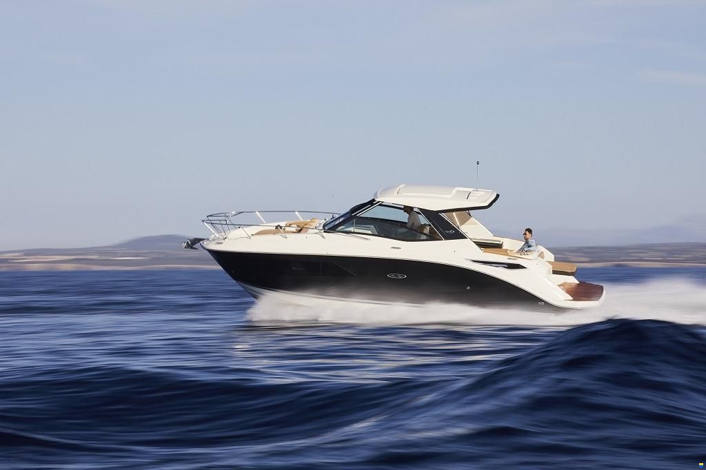 Sea Ray Sundancer 320 Europe