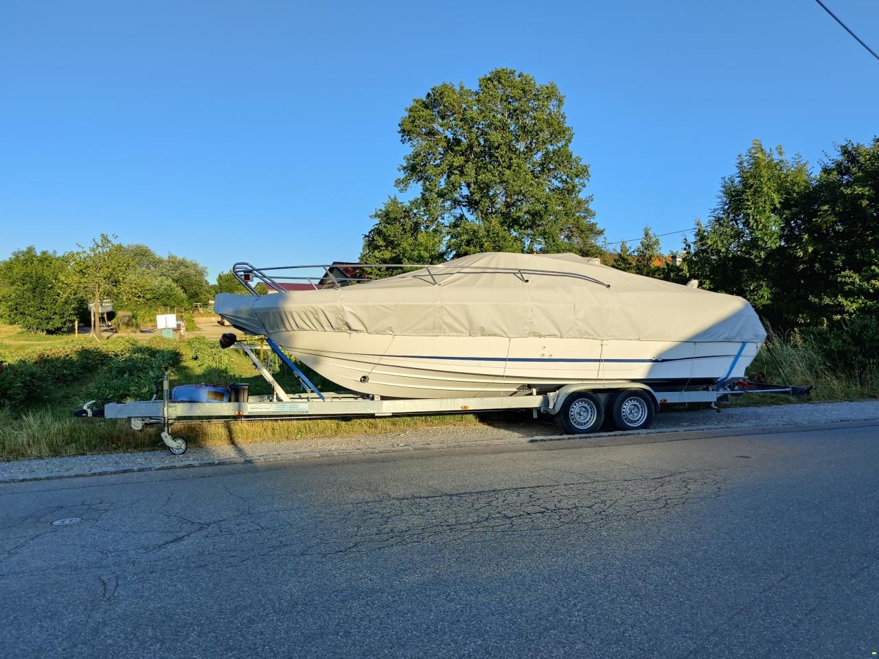 Bavaria 25DC