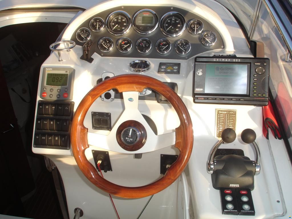 Bavaria 32 Sport + 3 ft Badeplattform, full LED