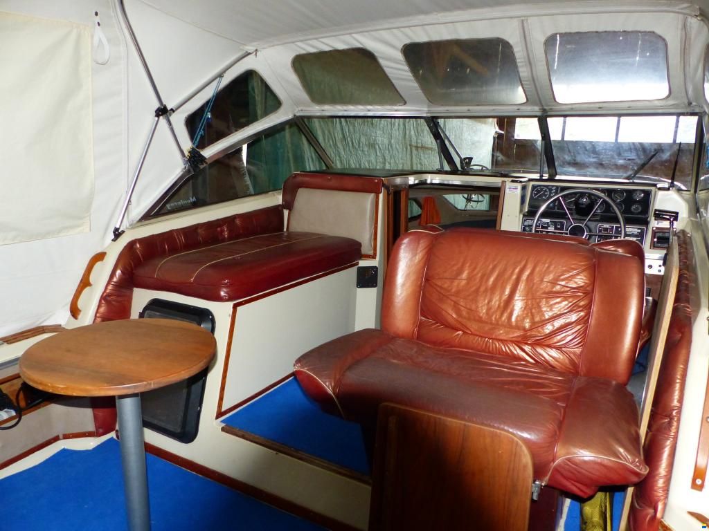 Bayliner Express