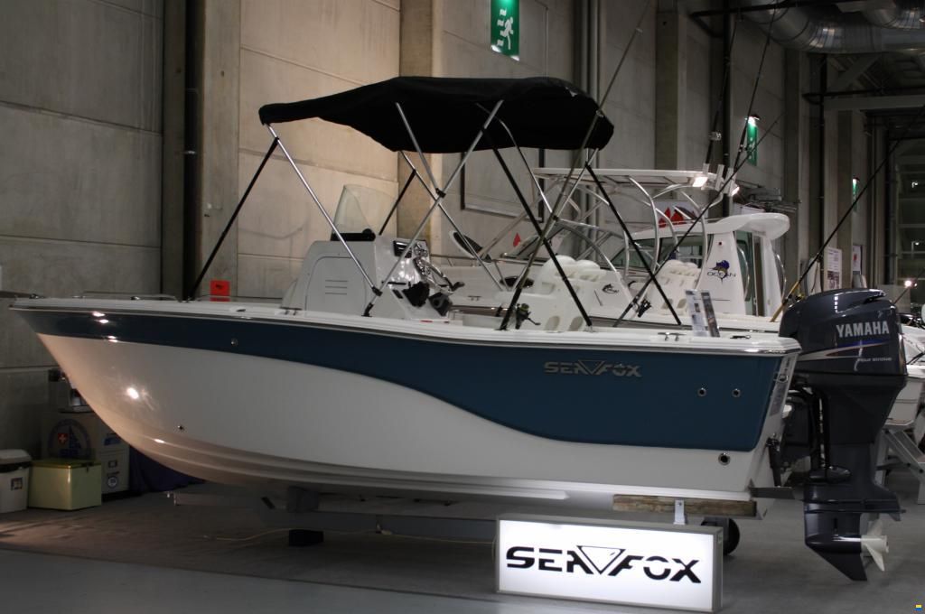 Sea Fox 206 Center Console