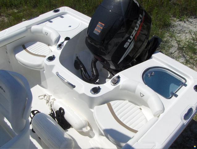 Sea Fox 206 Center Console