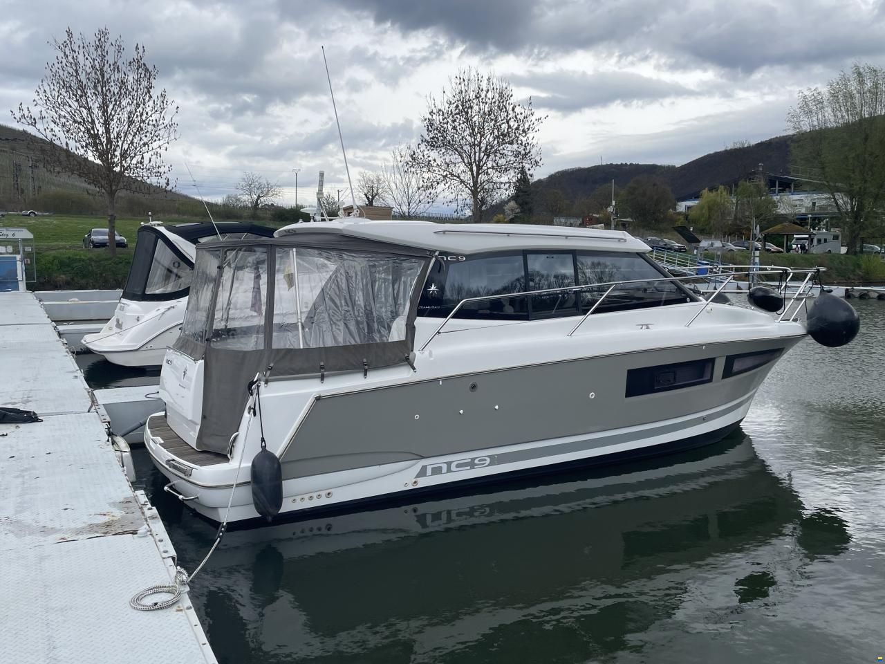 Jeanneau NC9