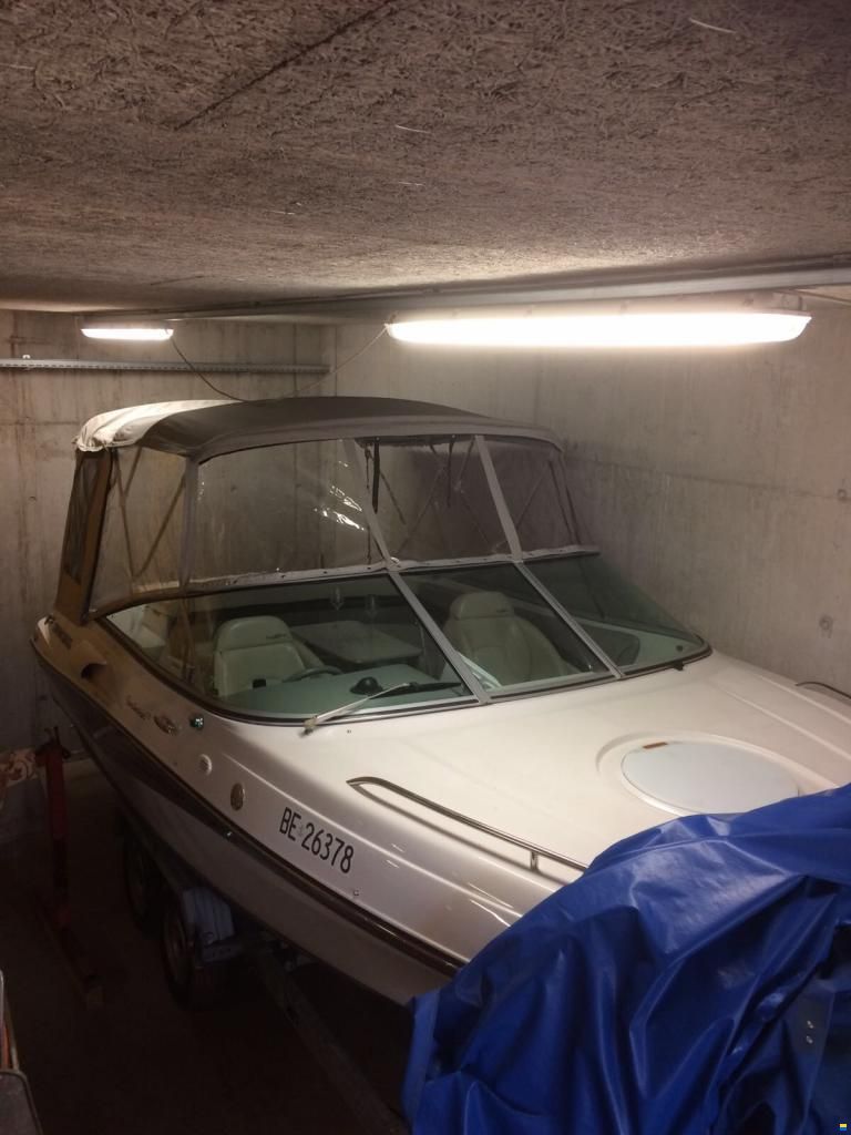 Four Winns Sundowner 215