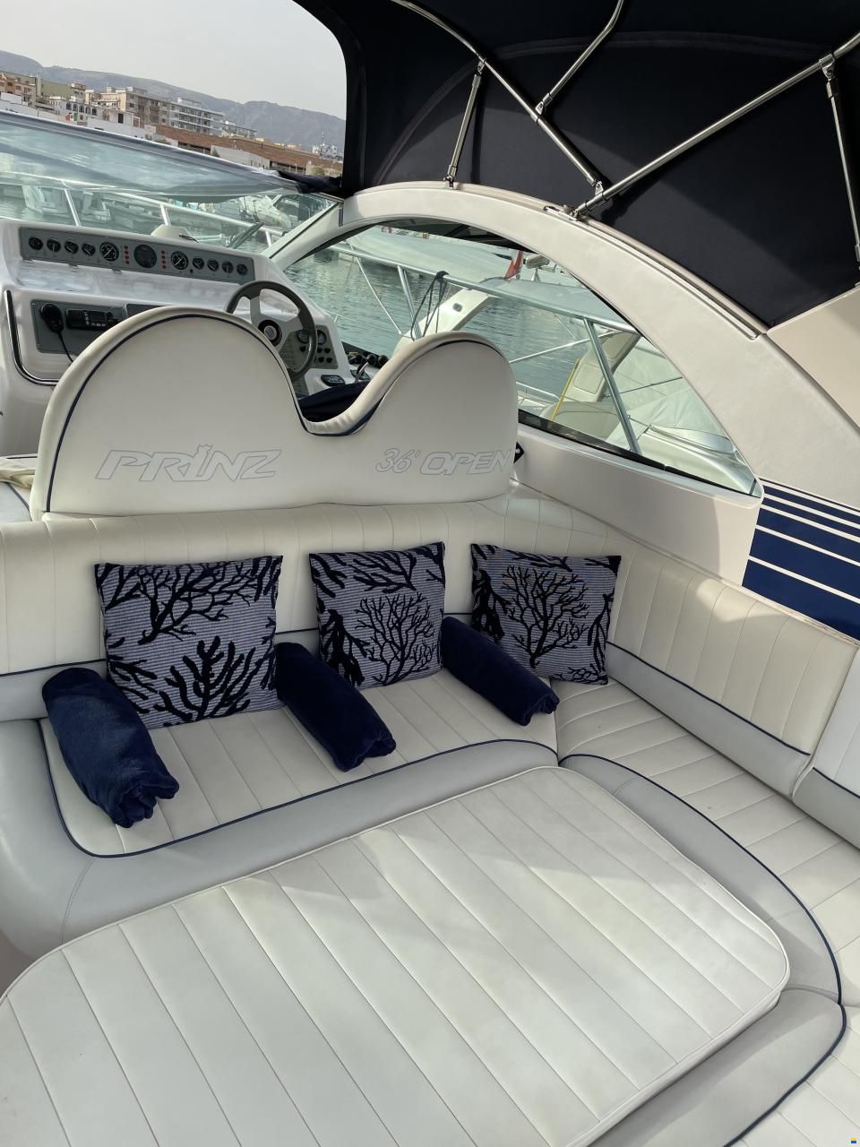 Prinz 36 Open