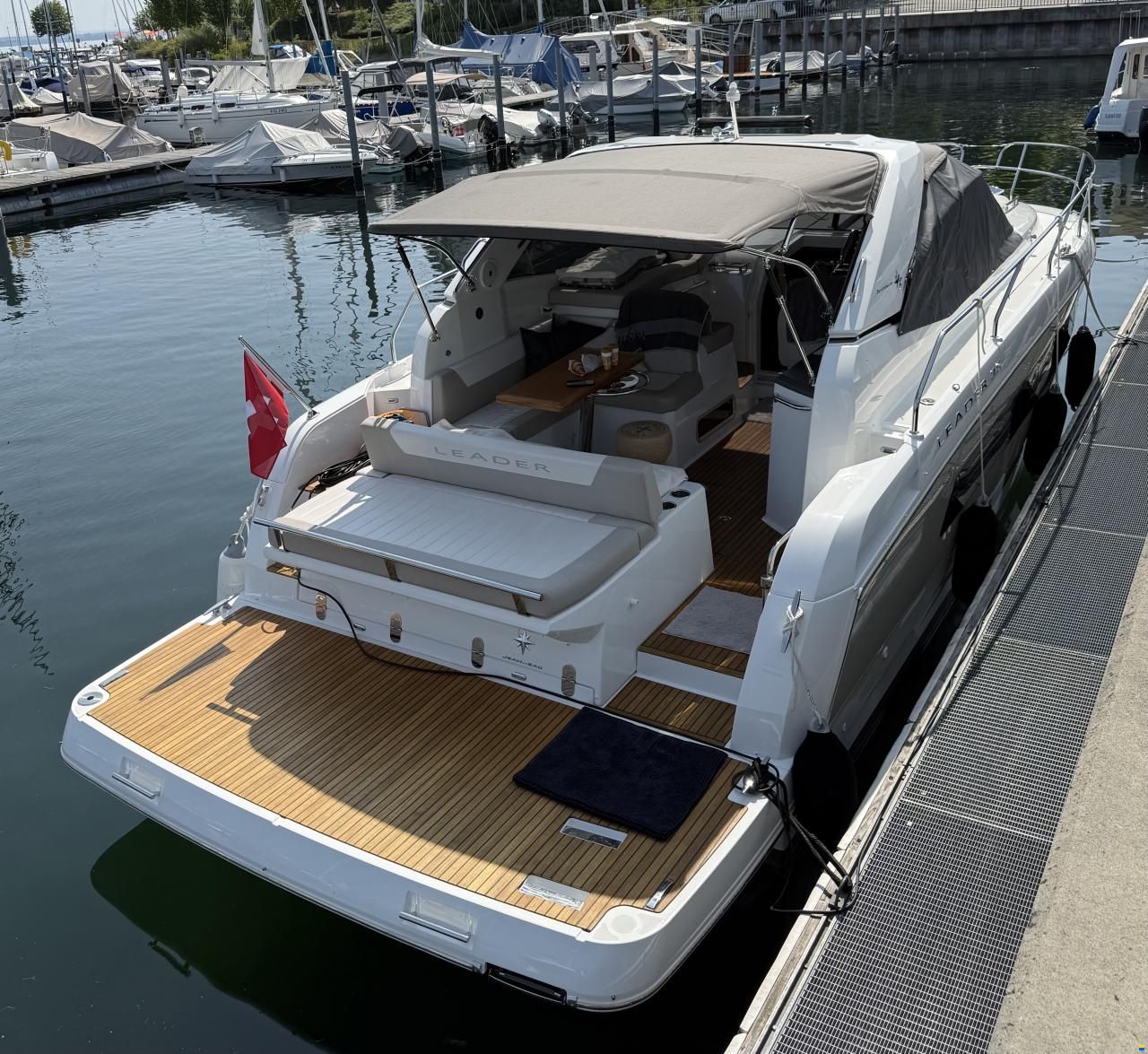 Jeanneau Leader 36 open